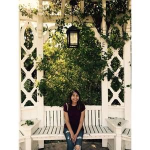 Meet your Posher, Jenny